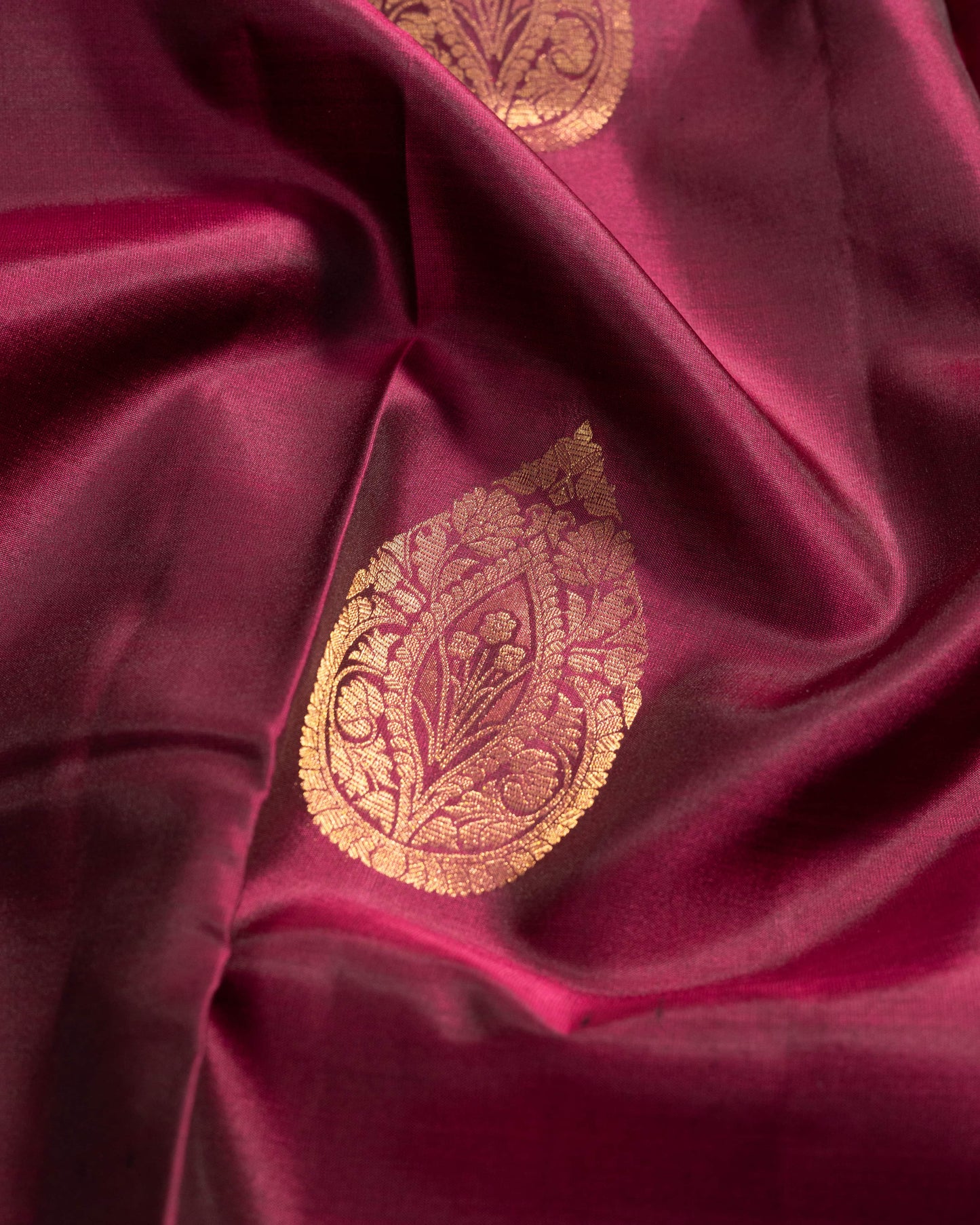 Brillant Burgandy With Saffire Green Pallu Kanchivaram Pure Soft Silk Saree