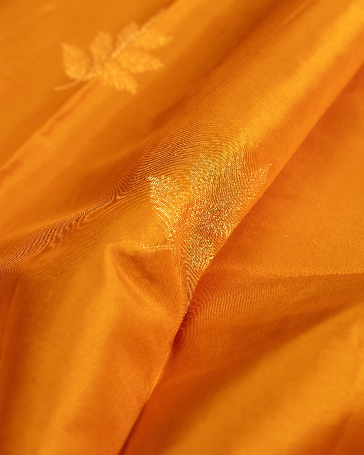 Deeper Mango With Saffire Green Pallu Pure Soft Silk Saree