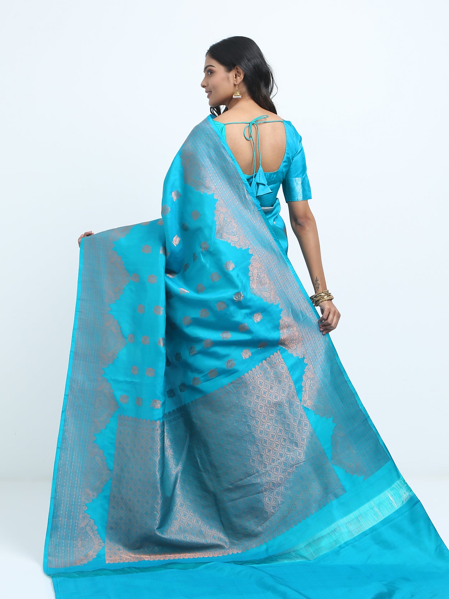 Dual Tone Safarie Green And Ananda Blue Body With Safaire Green And Ananda Blue Body Pallu Kanchivaram Pure Silk ( SMS 22 )