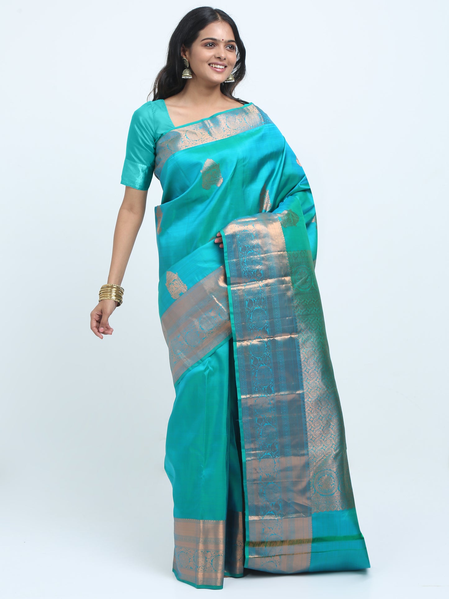 Dual Tone Green And Ananda Blue Body With Green And Ananda Blue Pallu Kanchivaram Pure Silk ( YNG 14 )