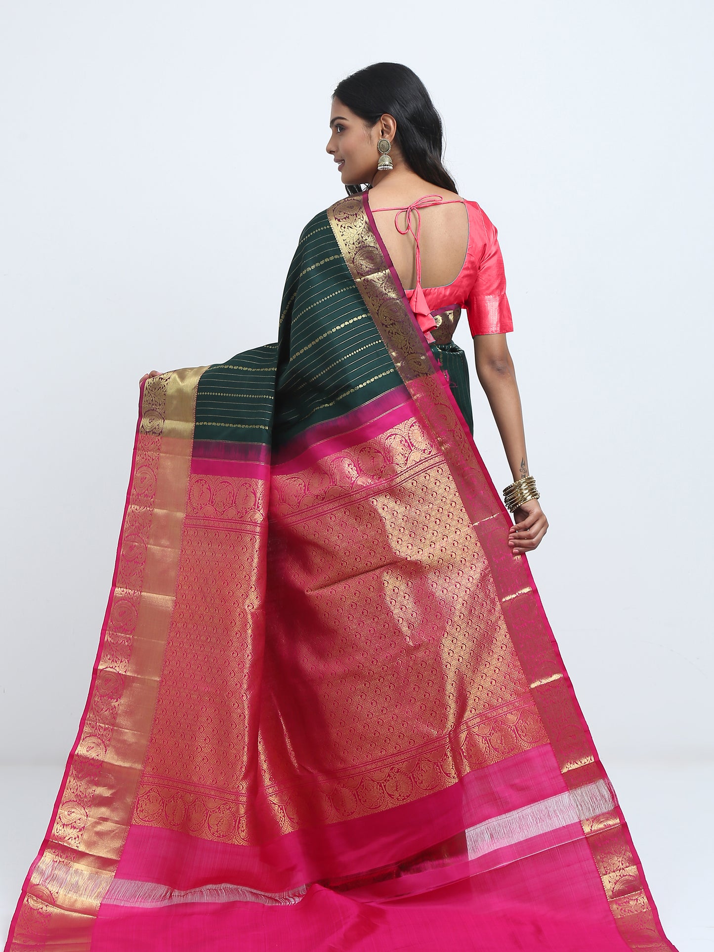 Contrast Rani Border And Bottle Green Body With Rani Pallu Kanchivaram Pure Silk ( YNG 18 )