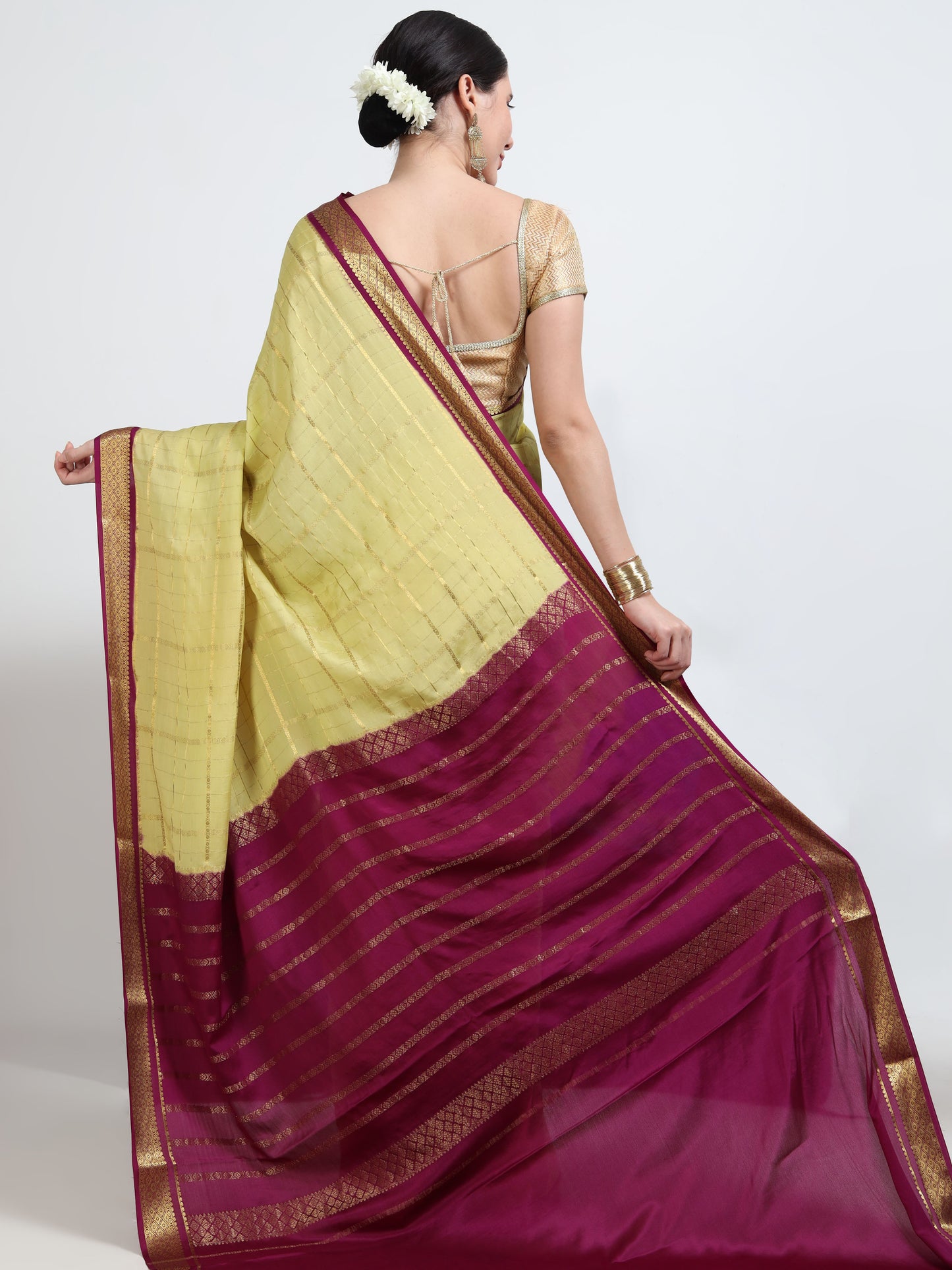 Pastel Pale Green Body With Majenta Pallu Pure Mysore Silk Crepe ( MC-MS 6 )