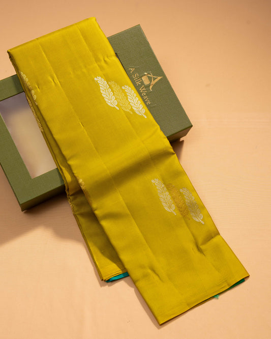 Lemonish Green With Saffire Green Pallu Kanchivaram Pure Soft Silk Saree