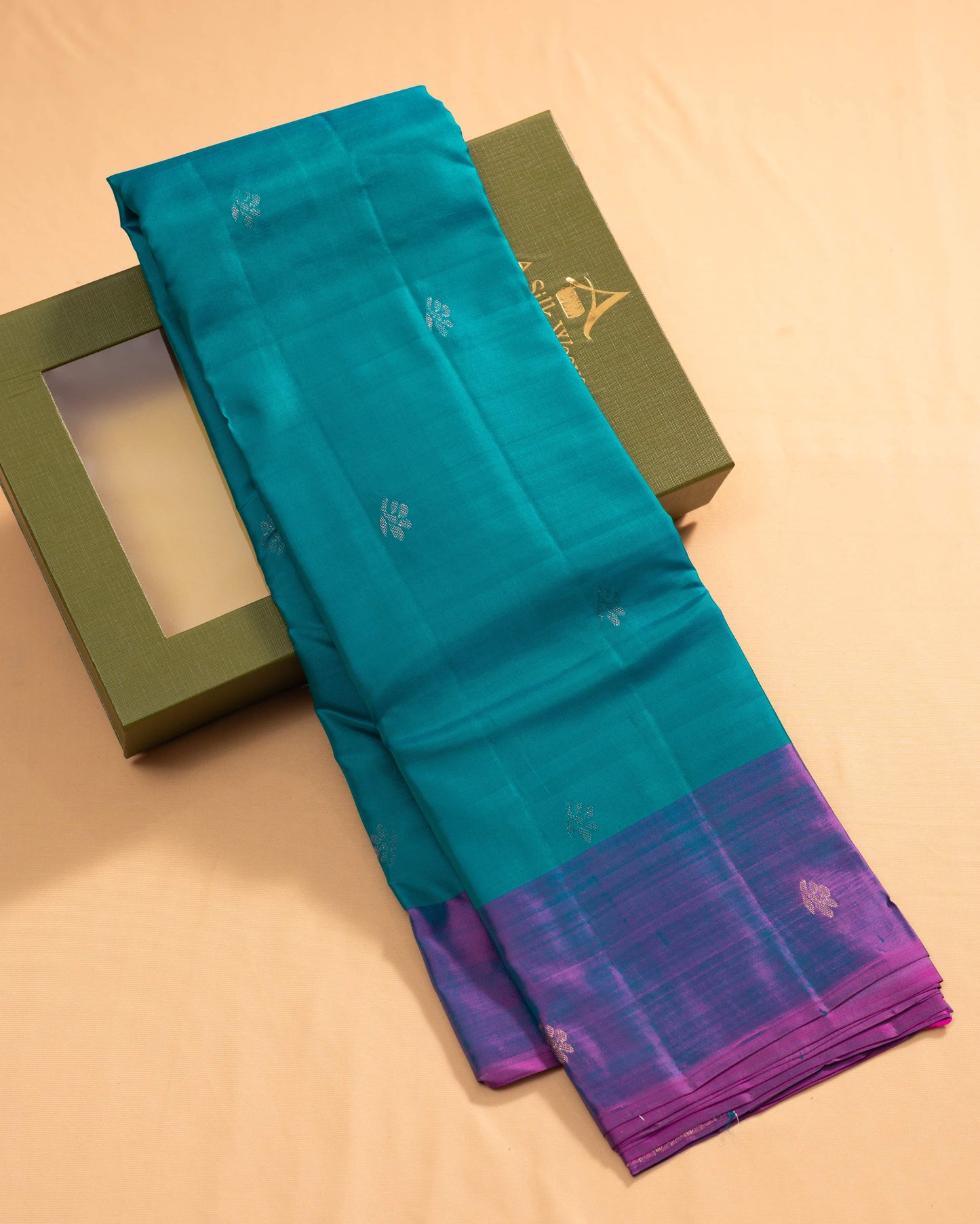 Saffire Green With Rani Pink Pallu Pure Soft Silk Saree