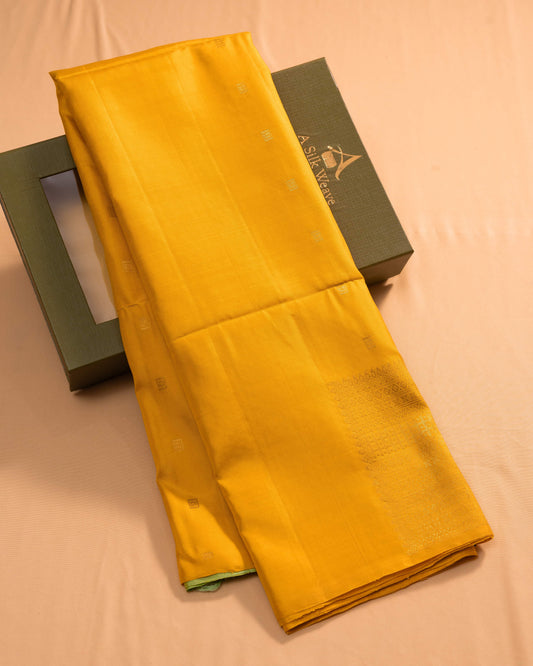 Lemon Yellow With Apple Green Pallu Kanchivaram Pure Soft Silk Saree