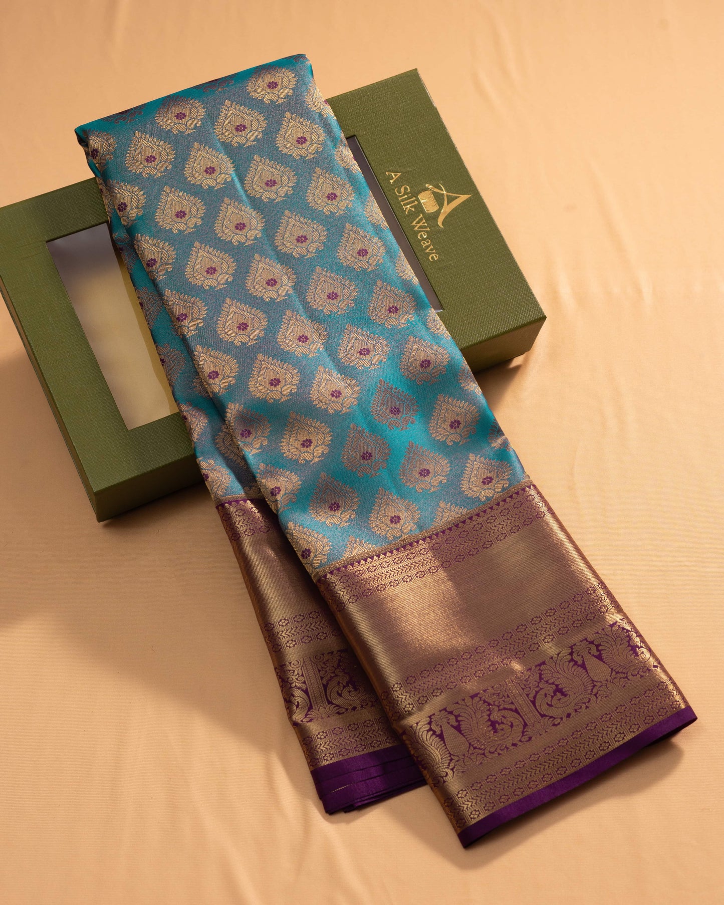 Peacock Green With Burgundy Pallu Pure Silk Signature Blend Saree