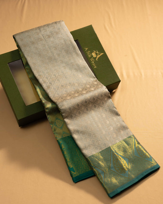 Pastel Grey With Saffire Green Pallu Pure Silk Gift Saree