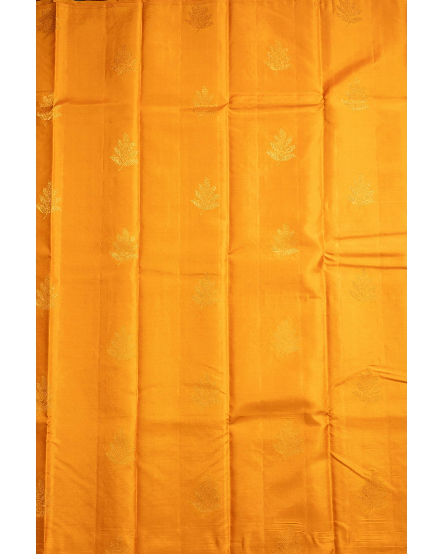 Deeper Mango With Saffire Green Pallu Pure Soft Silk Saree