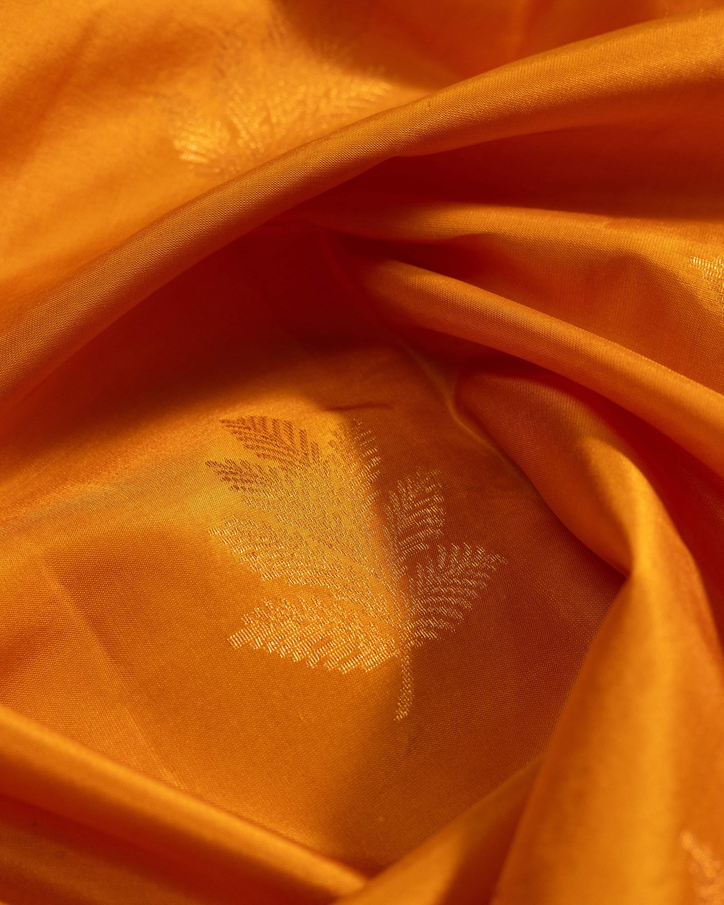 Deeper Mango With Saffire Green Pallu Pure Soft Silk Saree
