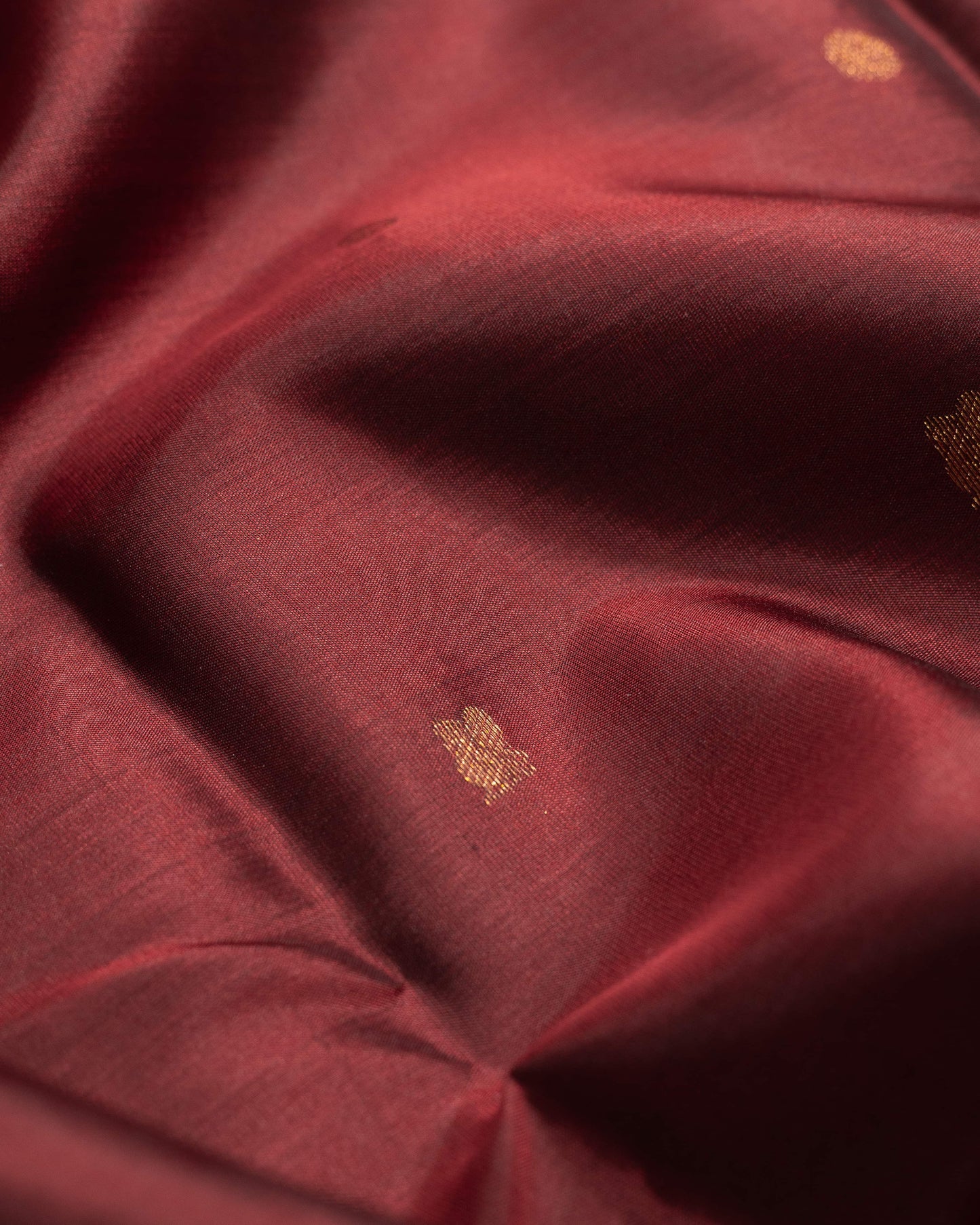 Brillant Maroon Colour With Saffire Green Pallu Pure Soft Silk Saree
