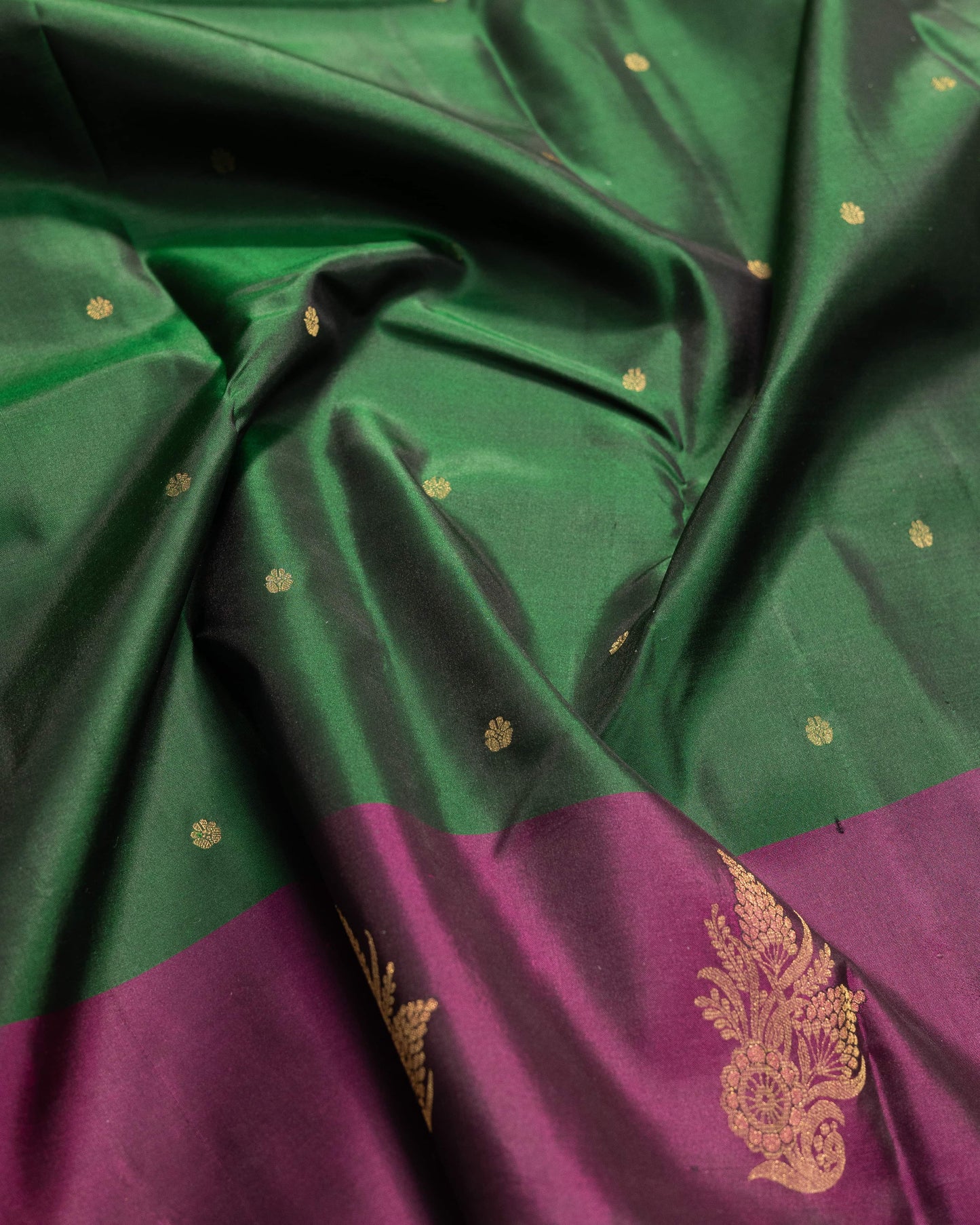 Bottle Green Colour With Deeper Burgandy Pallu Kanchivaram Pure Soft Silk Saree
