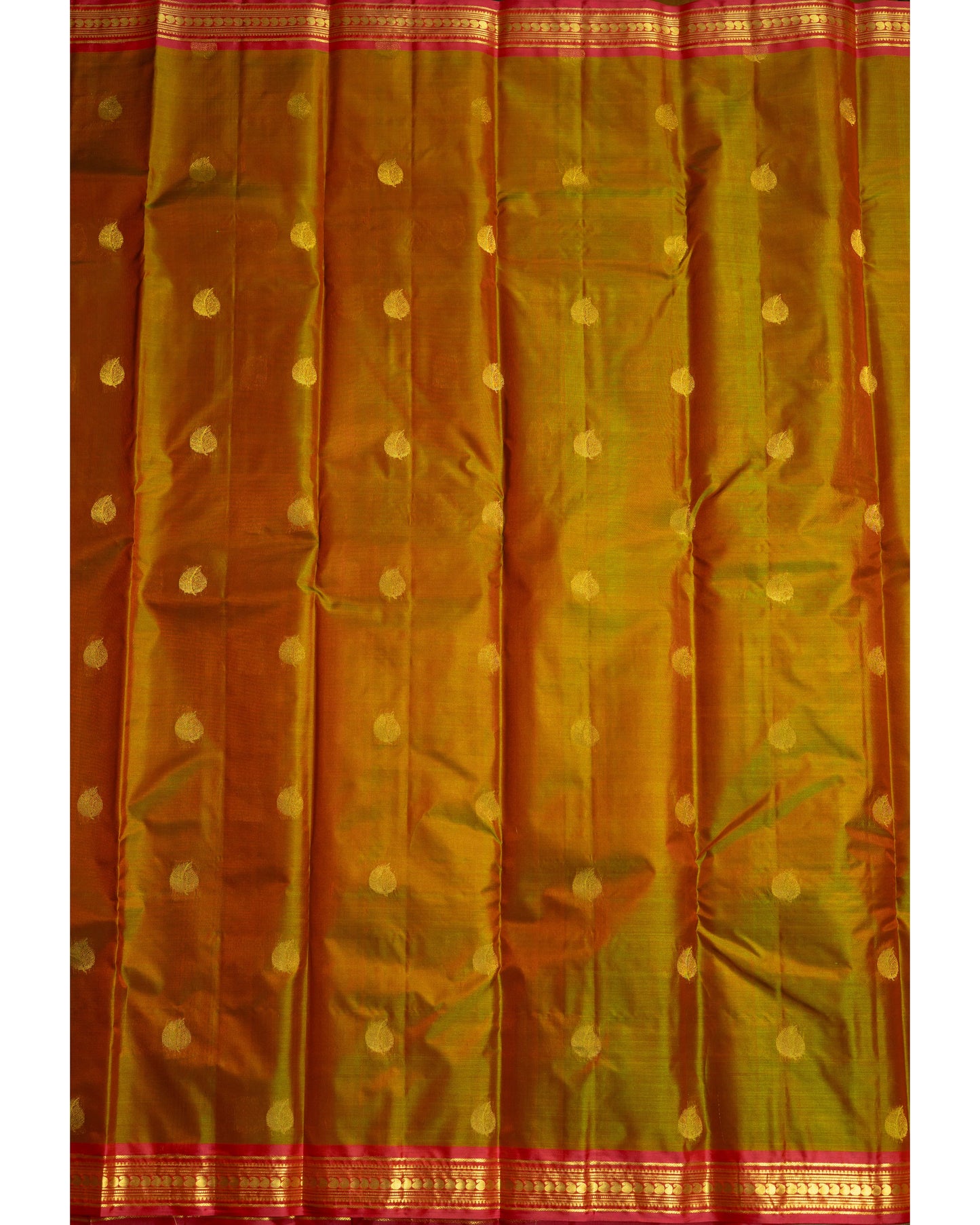 Olive Green With Rani Pink Pallu Kanchivaram Pure Soft Silk Saree