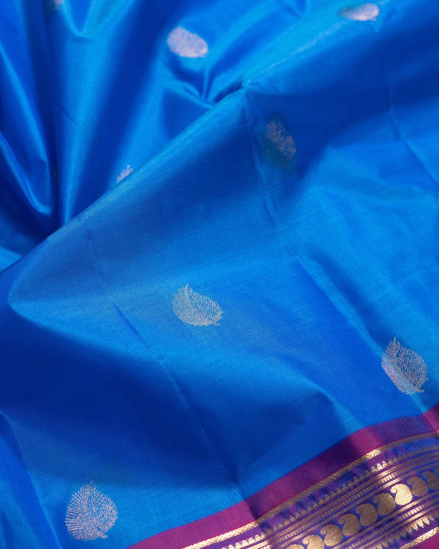 Ananda Blue With Reddish Blue Pallu Kanchivaram Pure Soft Silk Saree