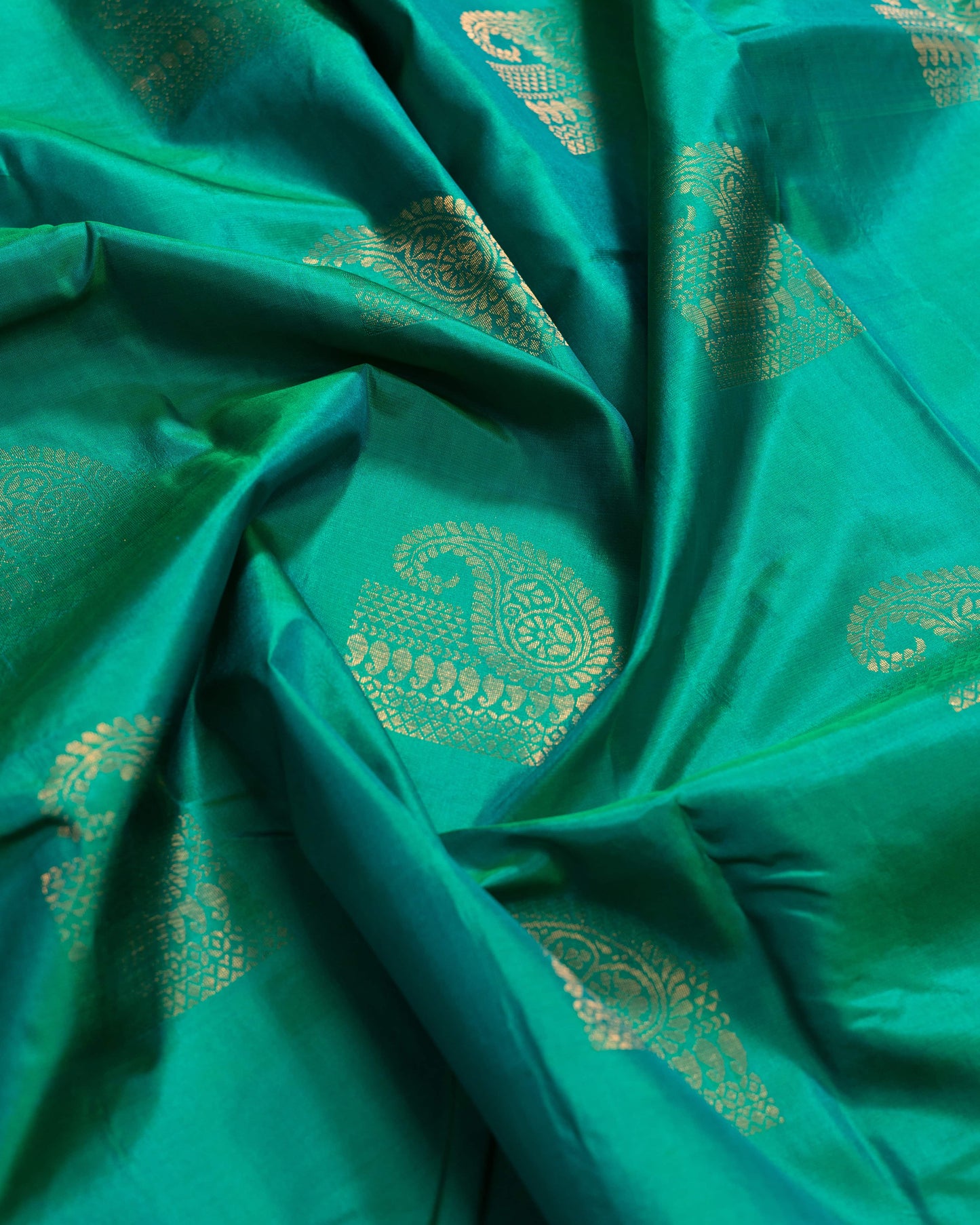 Saffire Green With Self Colour Pallu Kanchivaram Pure Soft Silk Saree