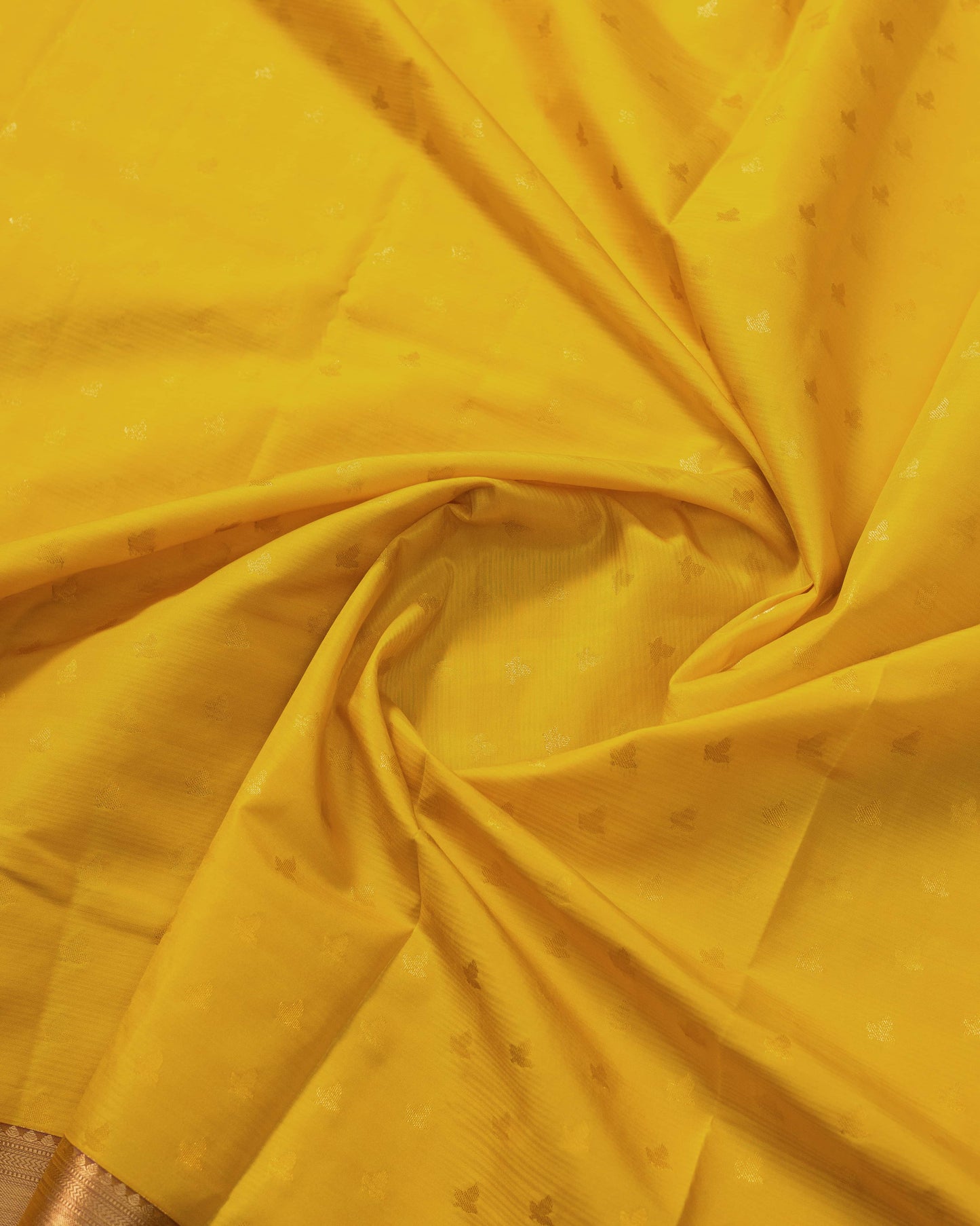 Lemon Yellow With Burgundy Colour Pallu Pure Silk Signature Blend Saree