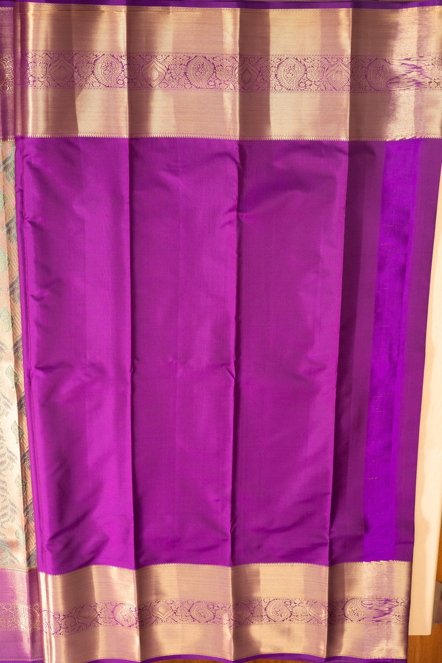 Pastel Pista Green With Burgundy Pallu Pure Silk Signature Blend Saree