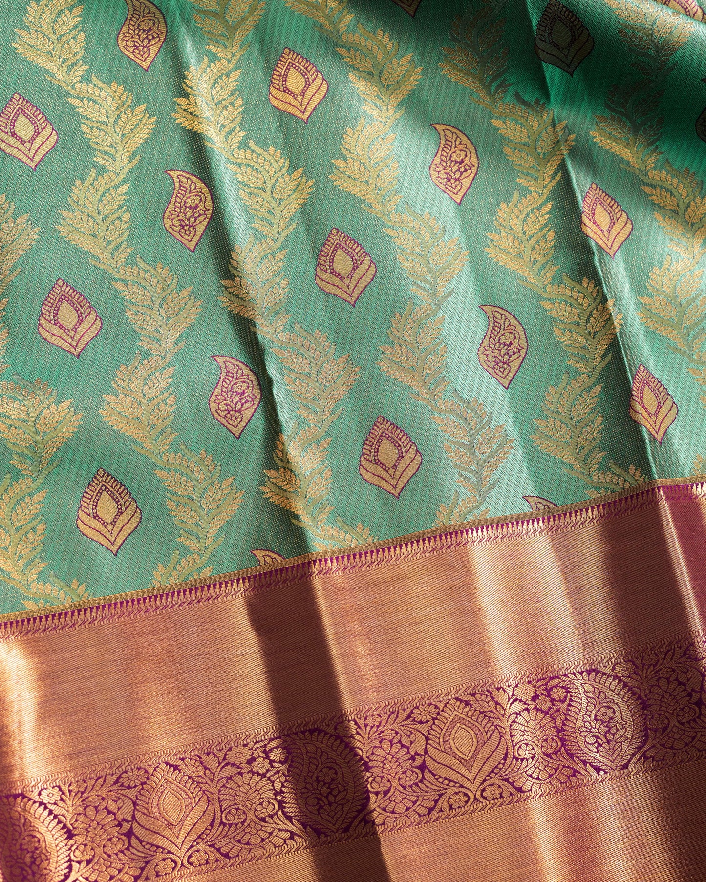 Pastel Pista Green With Burgundy Pallu Pure Silk Signature Blend Saree