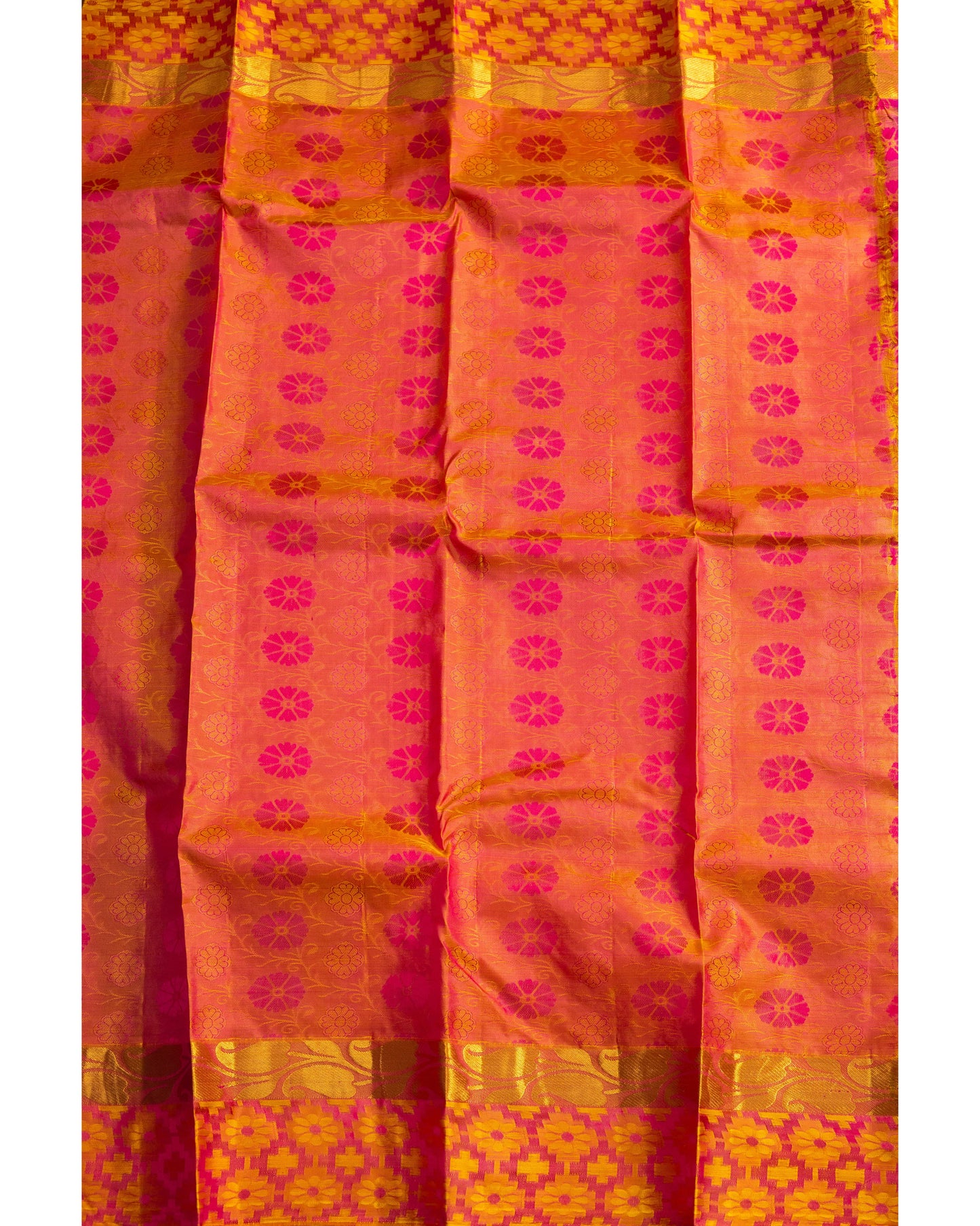 Magenta With Gold Colour Pallu Pure Silk Gift Saree