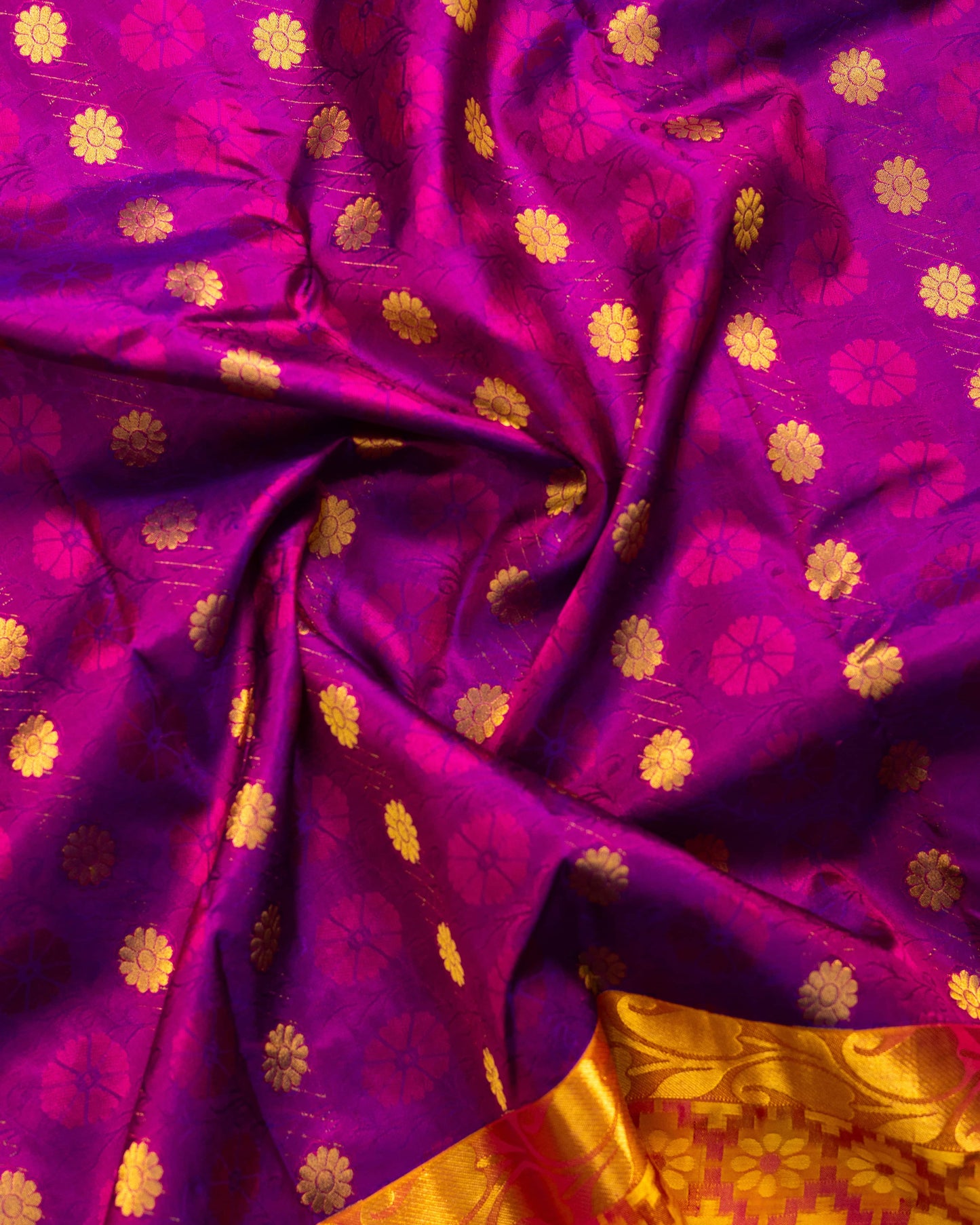 Magenta With Gold Colour Pallu Pure Silk Gift Saree