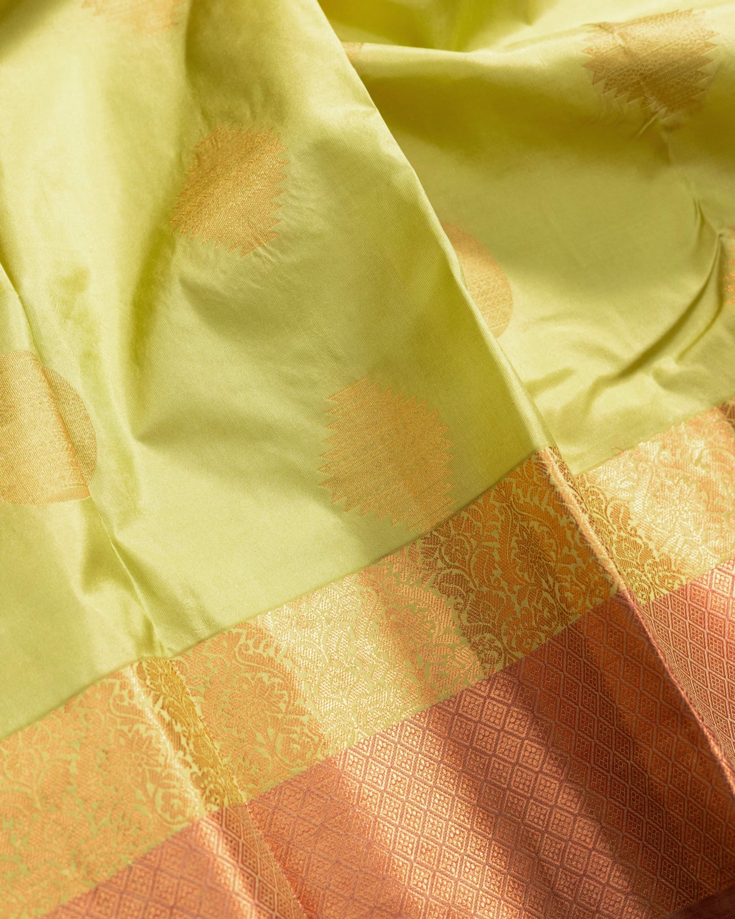 Pastel Pista Green With Reddish Maroon Pallu Pure Silk Gift Saree