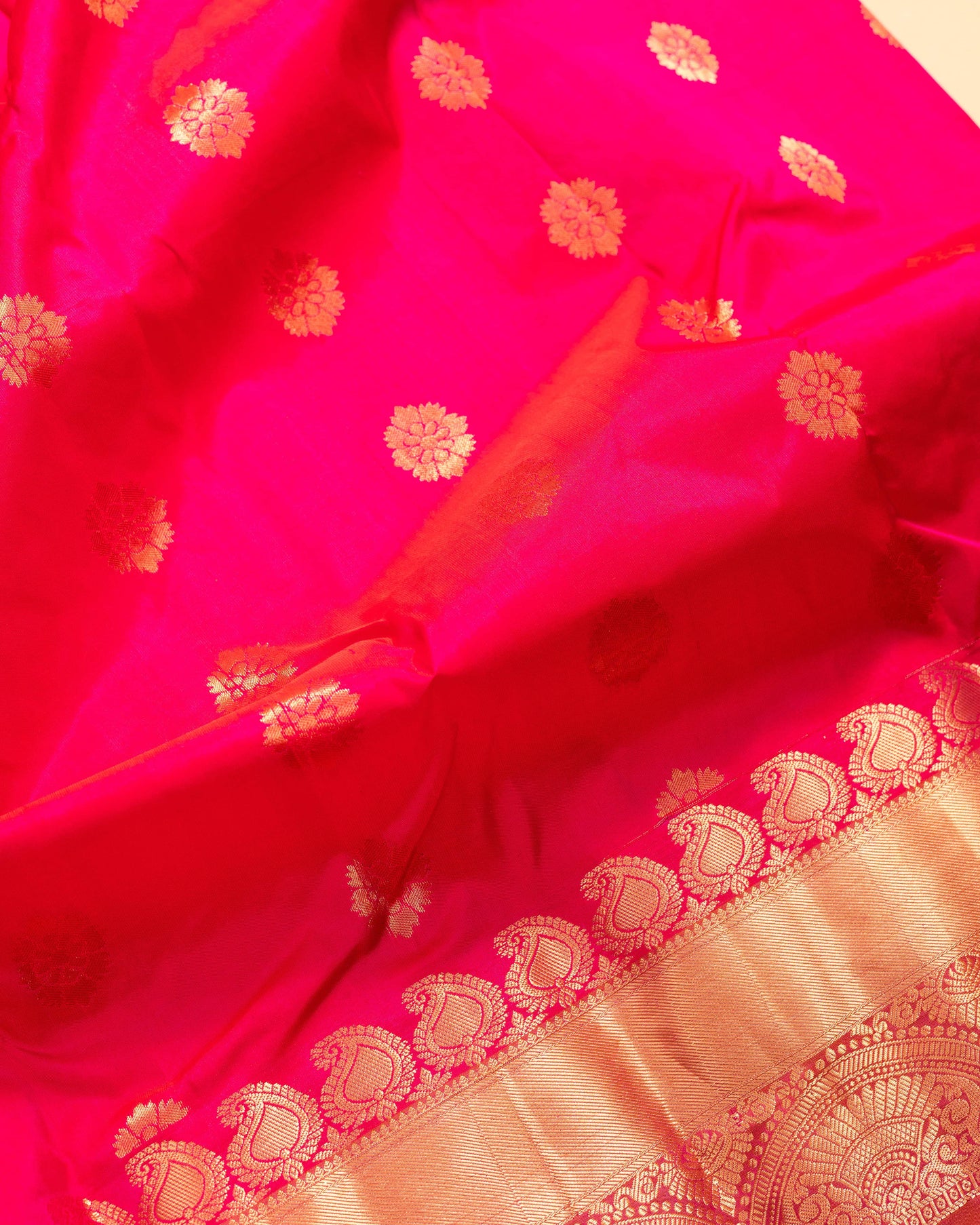 Rani Pink With Olive Green Pallu Pure Silk Gift Saree