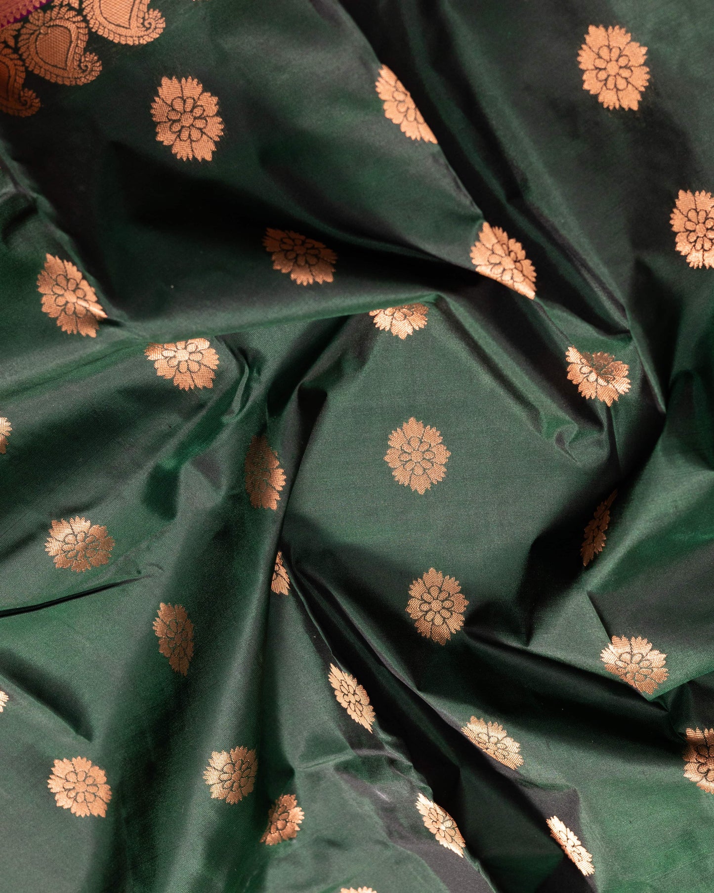 Bottle Green With Rani Pink Pallu Pure Silk Gift Saree