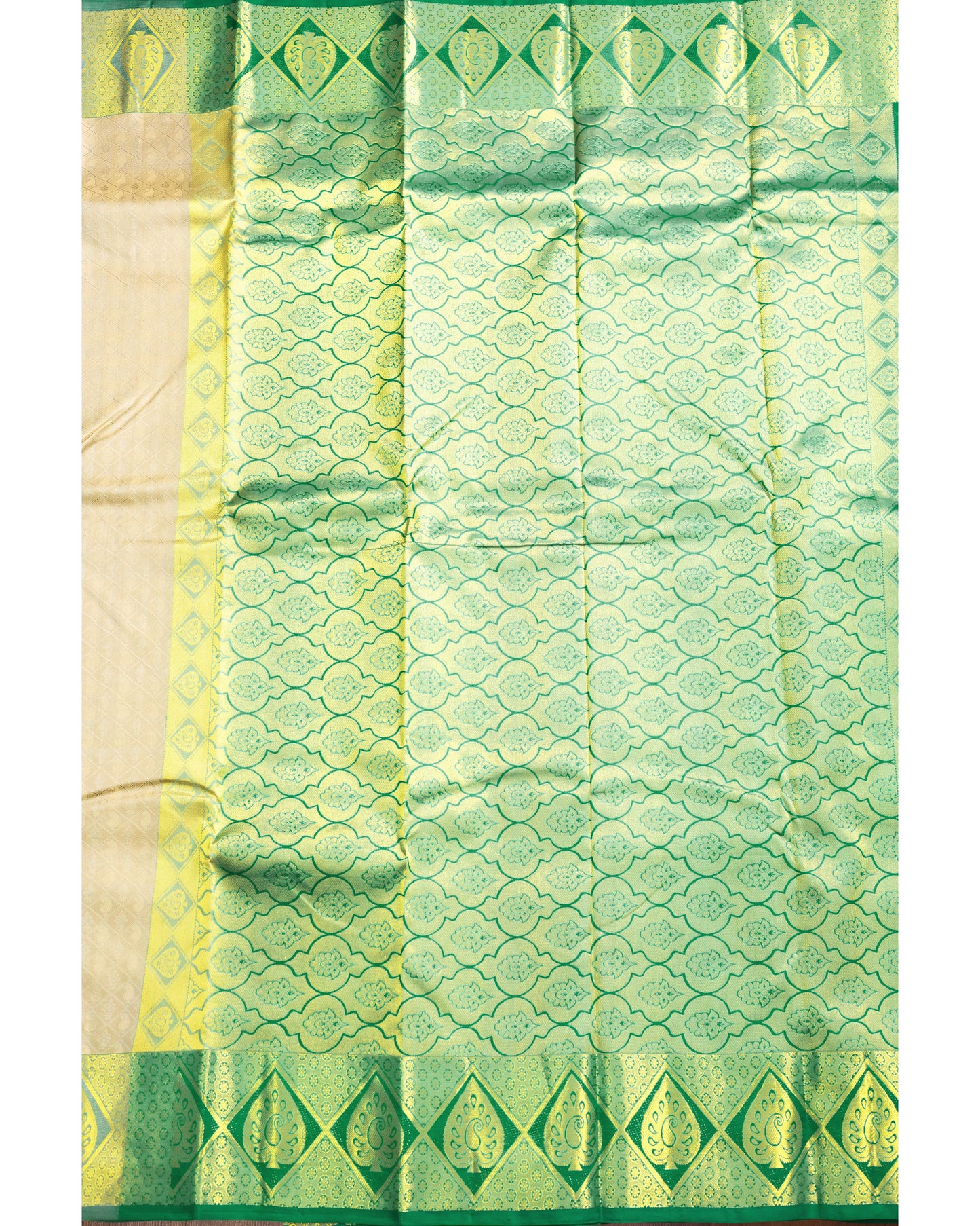 Pastel Grey With Saffire Green Pallu Pure Silk Gift Saree
