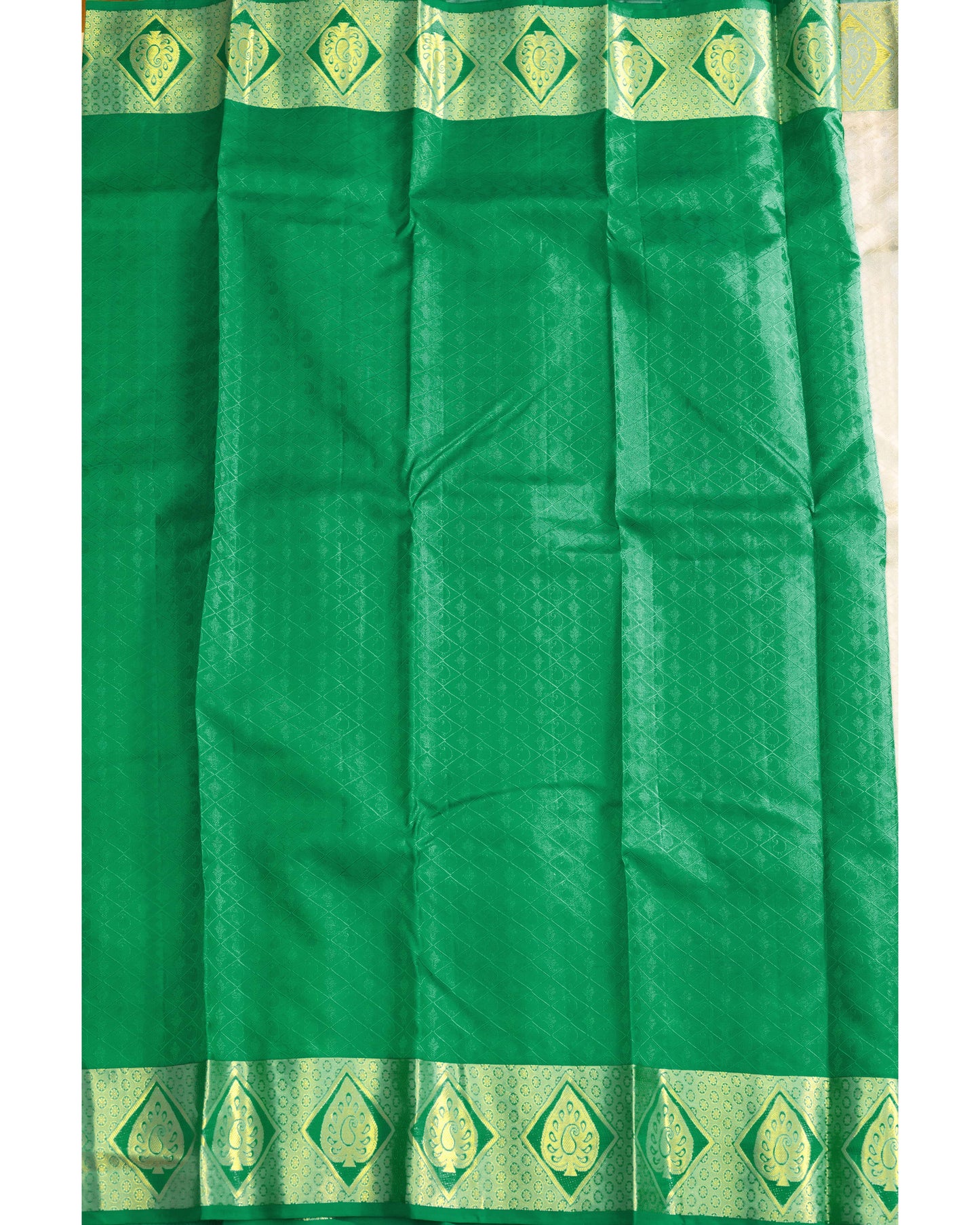 Pastel Grey With Saffire Green Pallu Pure Silk Gift Saree