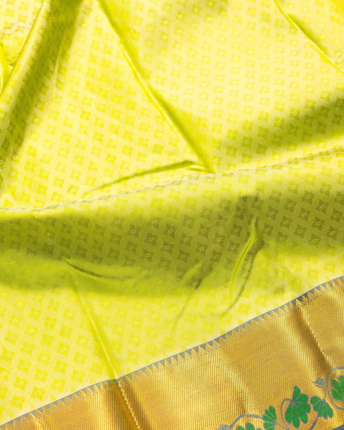 Pastel Pista Green With Blueish Green Pallu Pure Silk Gift Saree