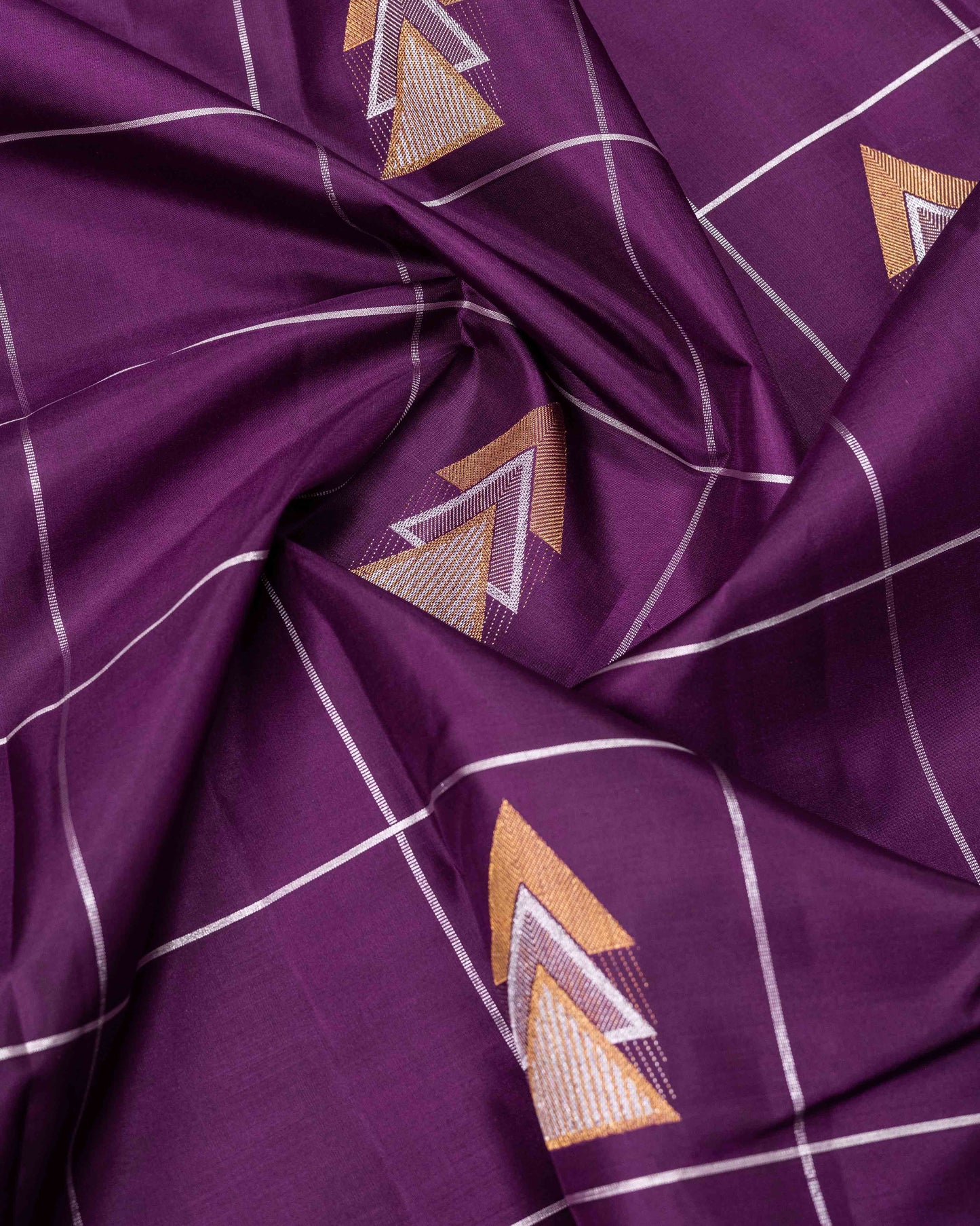 BURGANDY COLOUR BODY