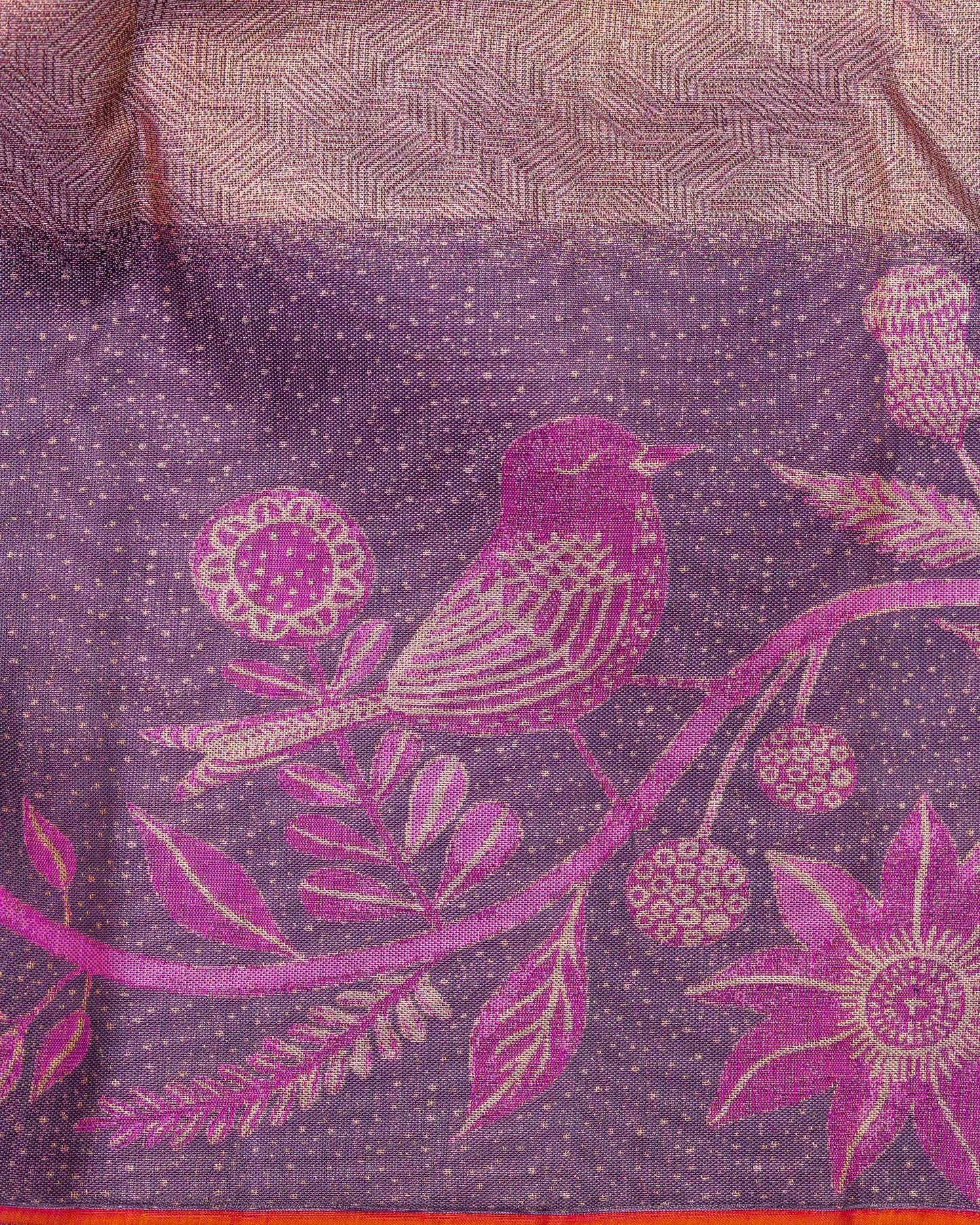 BORDER LITE VOILET WITH PINK COLOUR BODY TISSUE