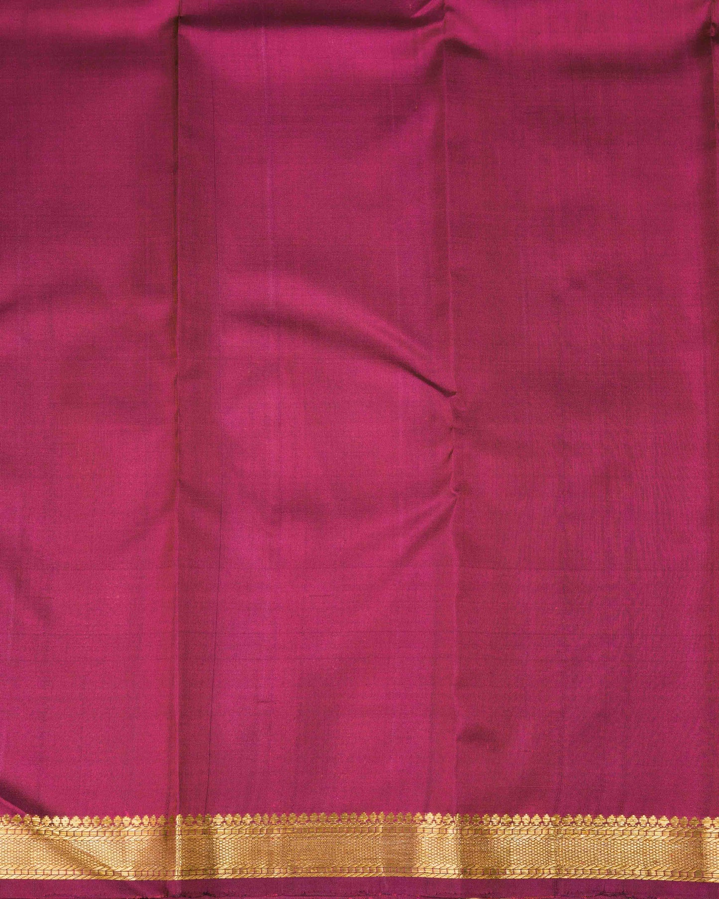 BODY VIBRANT MAROON COLOUR