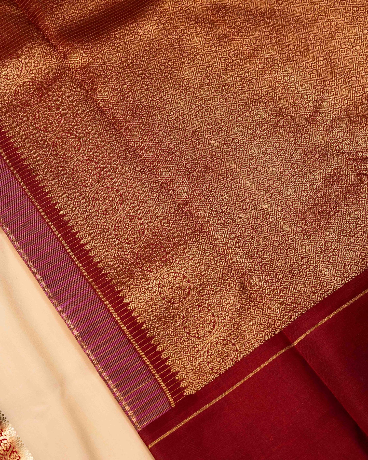 RUST COLOUR  BORDER AND PASTEL PISTA PINK AND GREY BODY