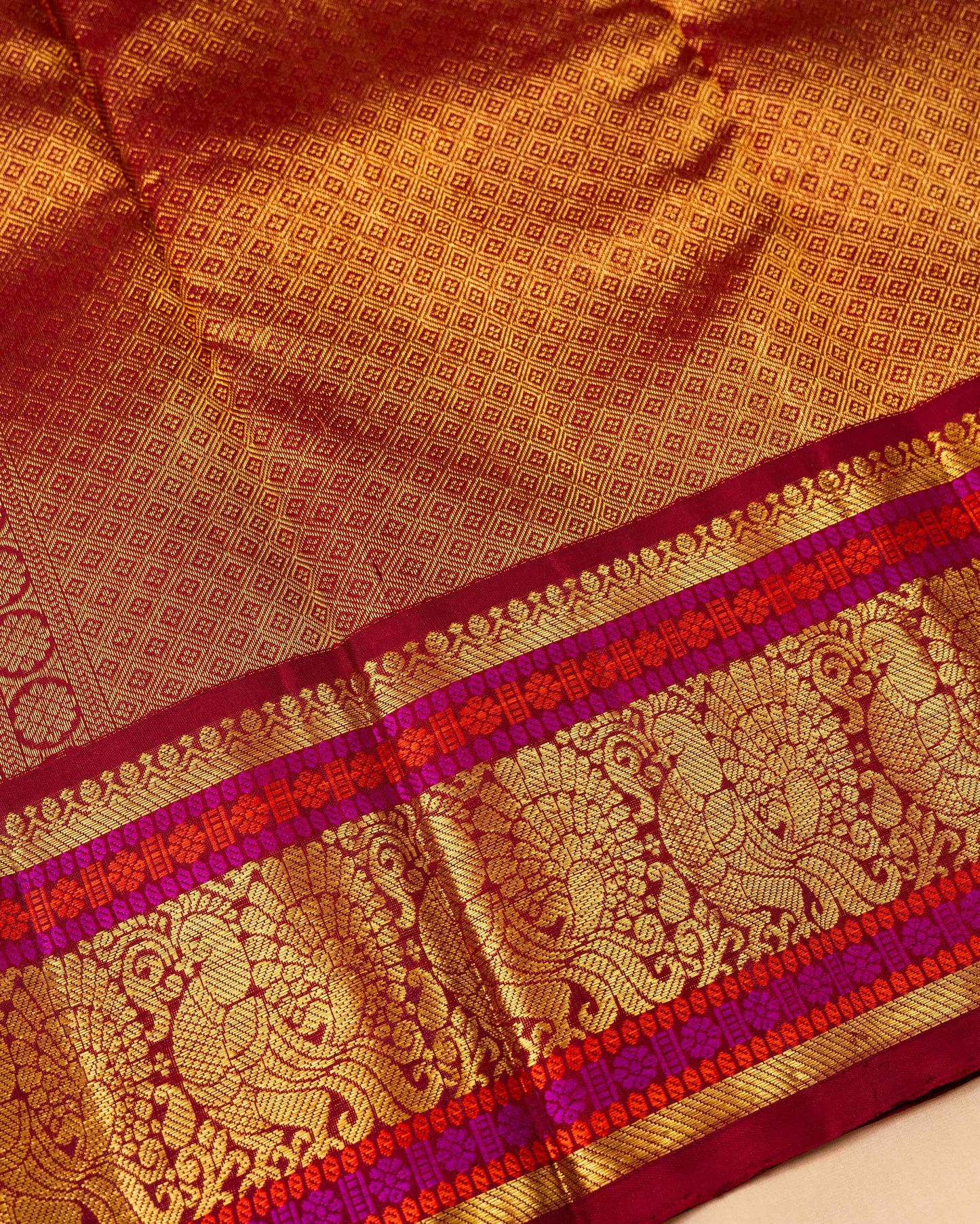 WOVEN ATTACHED MAROON BORDER, BRIGHT SANDAL