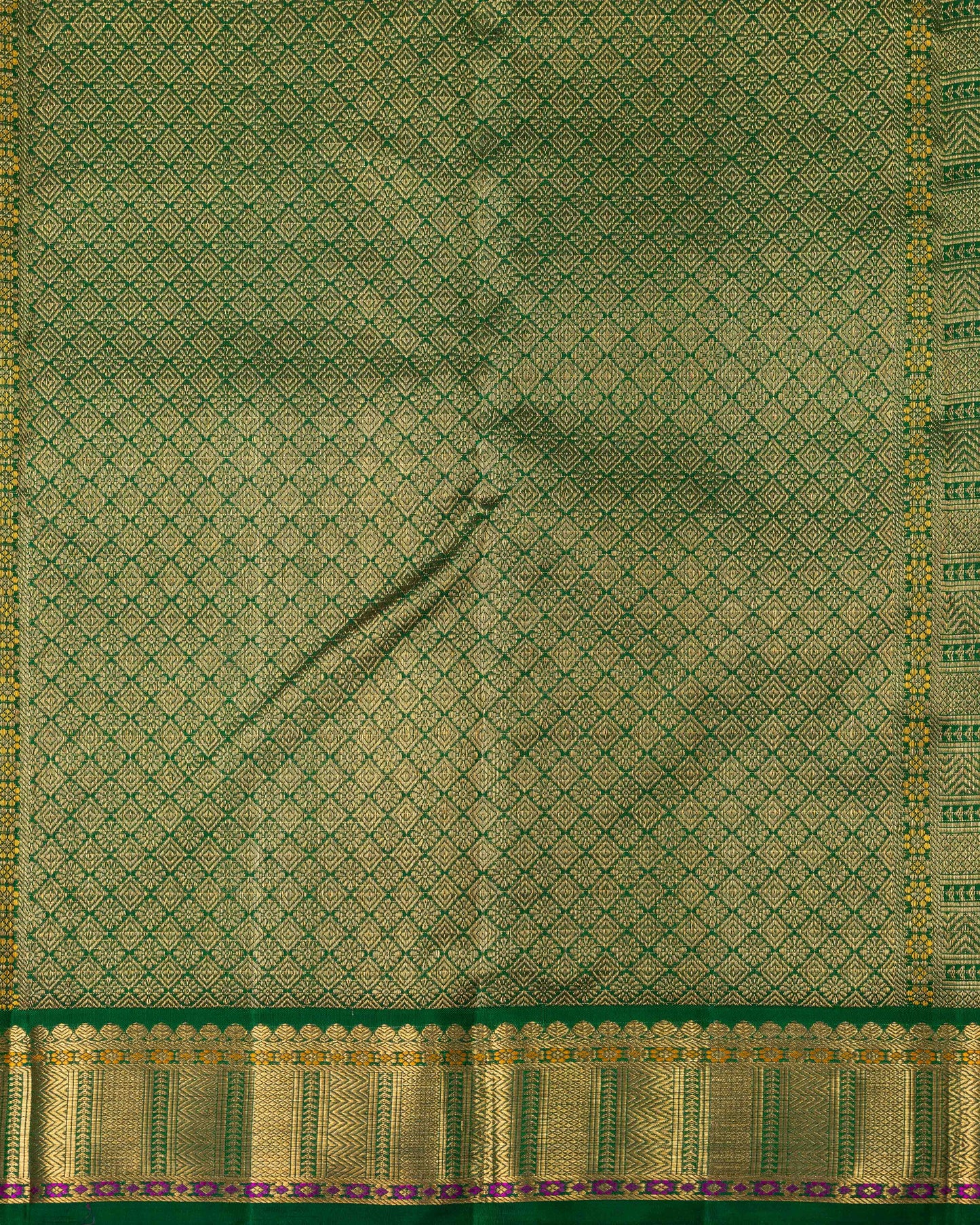 WOVEN ATTACHED DARK GREEN BORDER, BODY RANI PINK