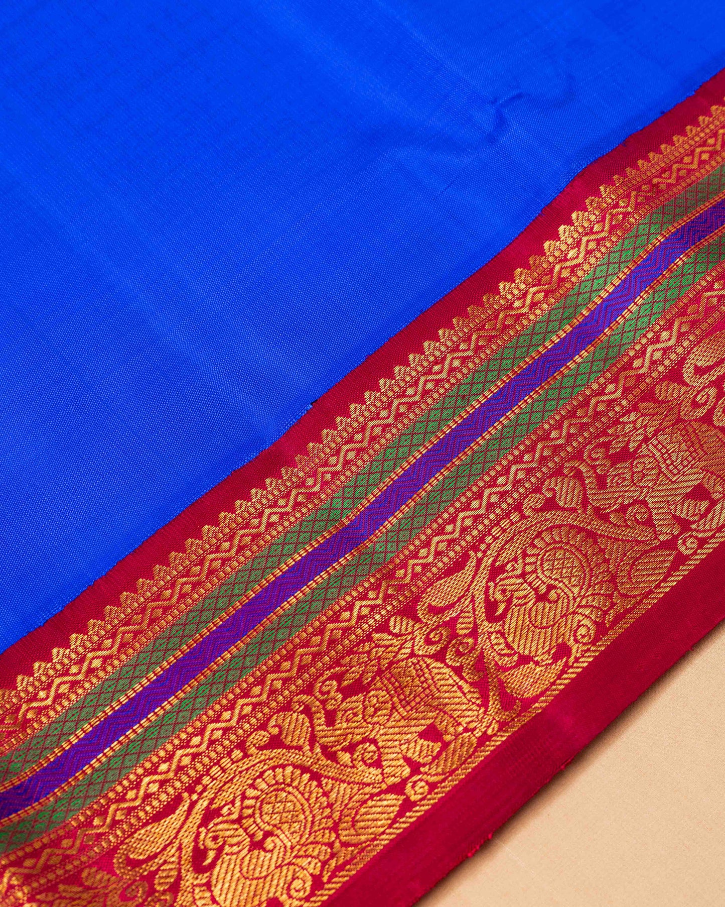 WOVEN ATTACHED REDDIESH MAROON BORDER WITH BRIGHT ROYAL BLUE BODY