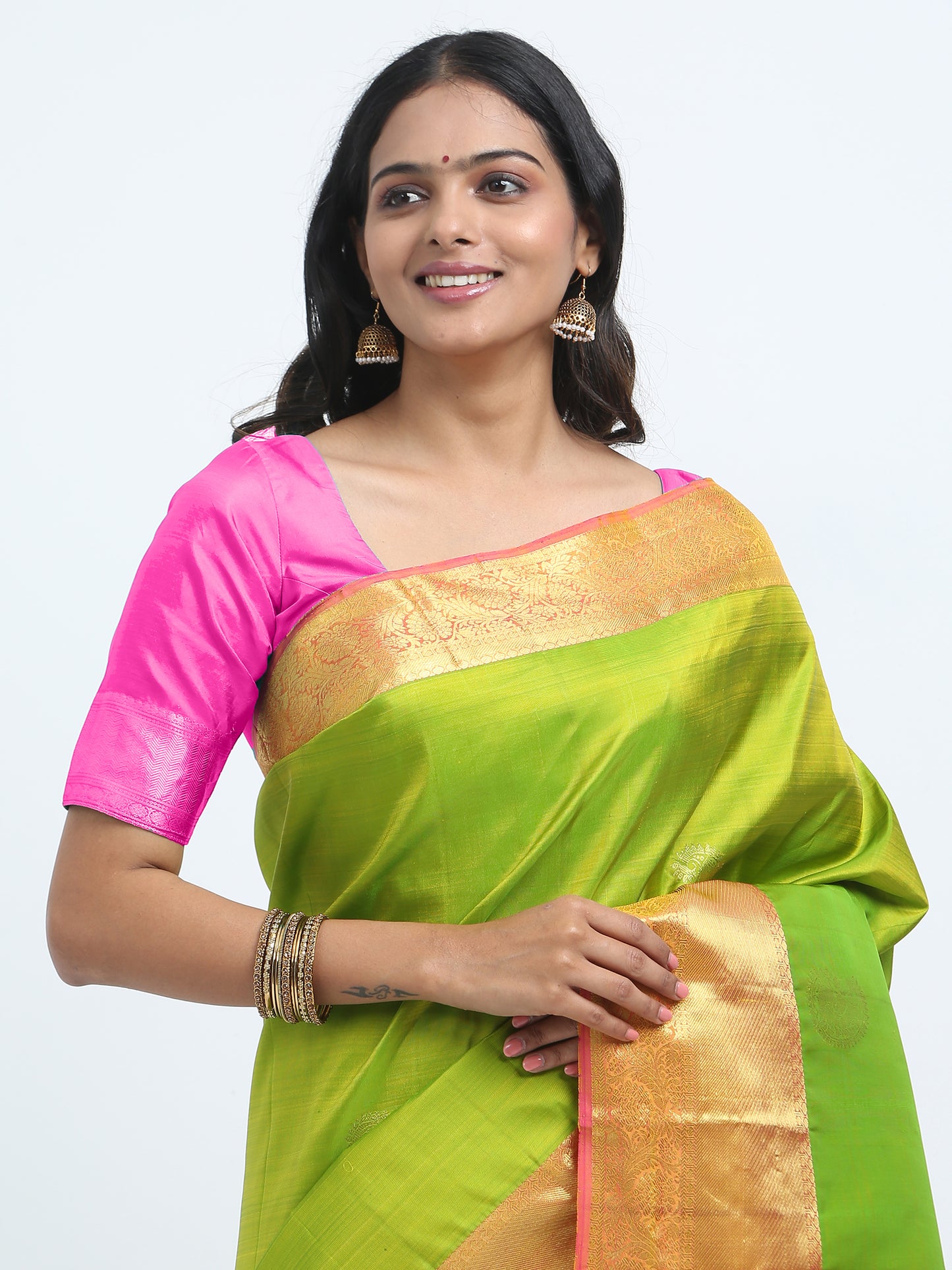 Contrast Rani Border And Vibrant Green Kanchipuram Pure Silk ( MDP-KN 1 )