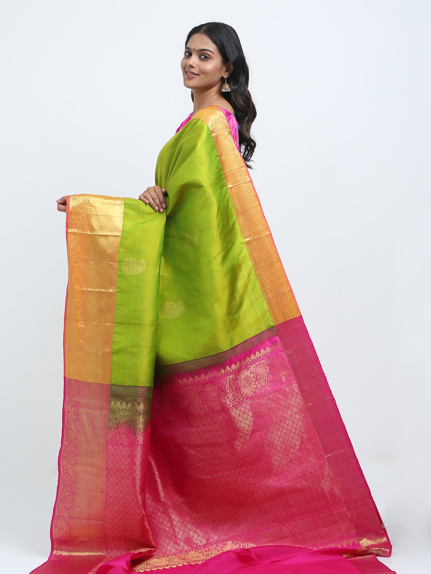 Contrast Rani Border And Vibrant Green Kanchipuram Pure Silk ( MDP-KN 1 )