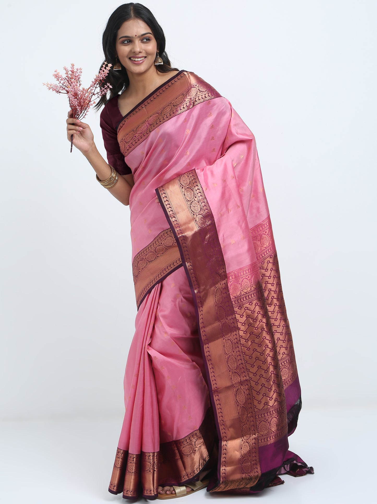 Contrast Brownish Maroon Border And Onion Pink Body With Brownish Maroon Pallu Kanchipuram Pure Silk ( SMS 26 )