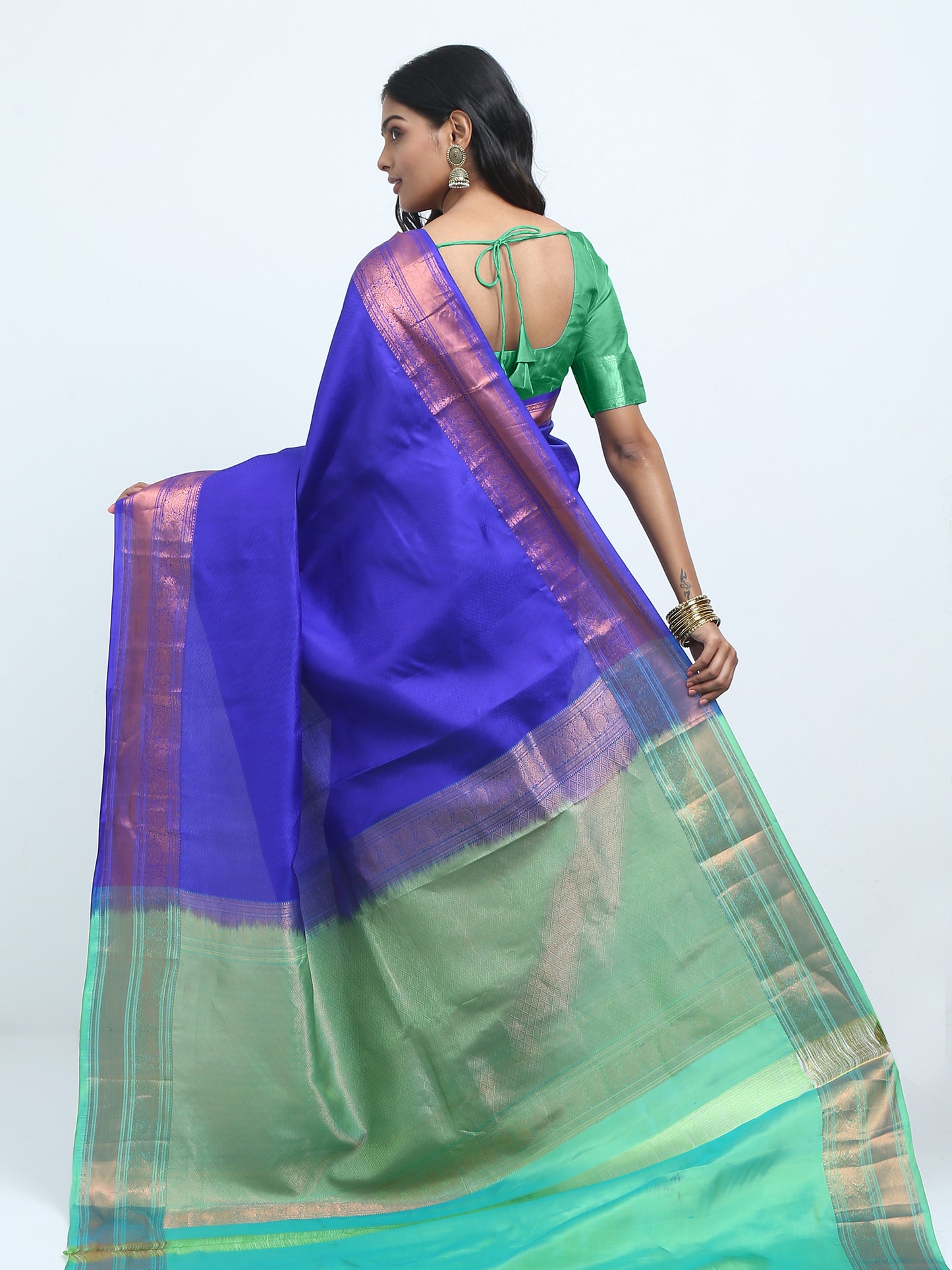 Royal Blue Body With Apple Green Pallu Kanchipuram Pure Silk ( SMS 1 )