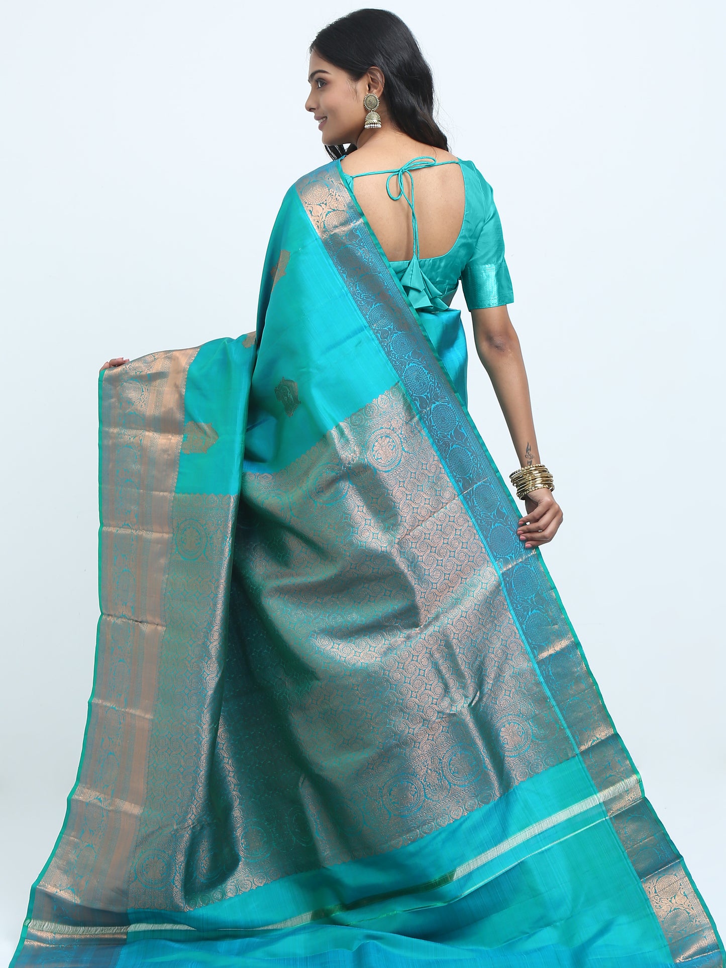 Dual Tone Green And Ananda Blue Body With Green And Ananda Blue Pallu Kanchipuram Pure Silk ( YNG 14 )