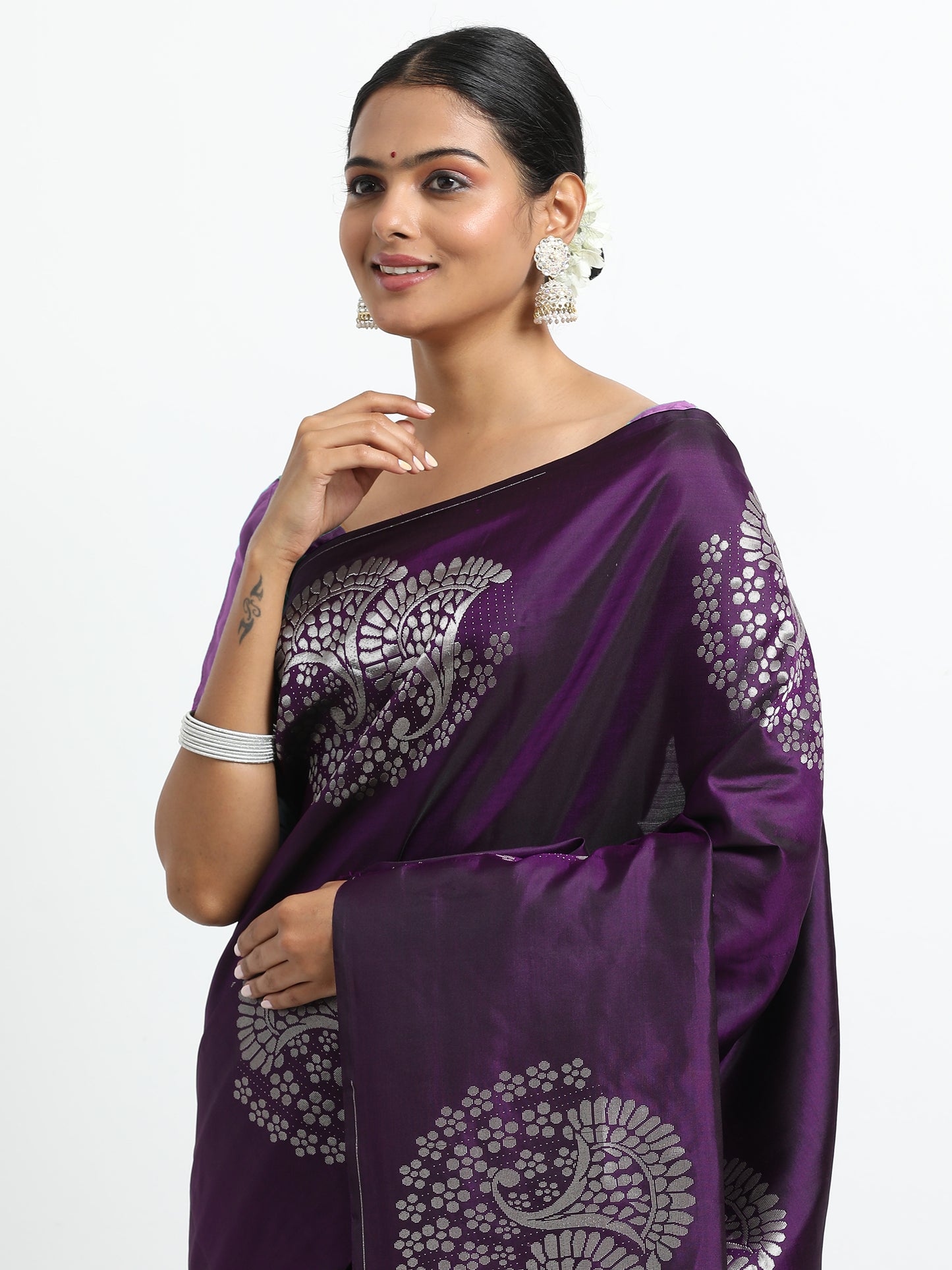 Vibrant Wine Body With Self Wine Pallu Kanchipuram Pure Soft Silk ( SMS-30 )